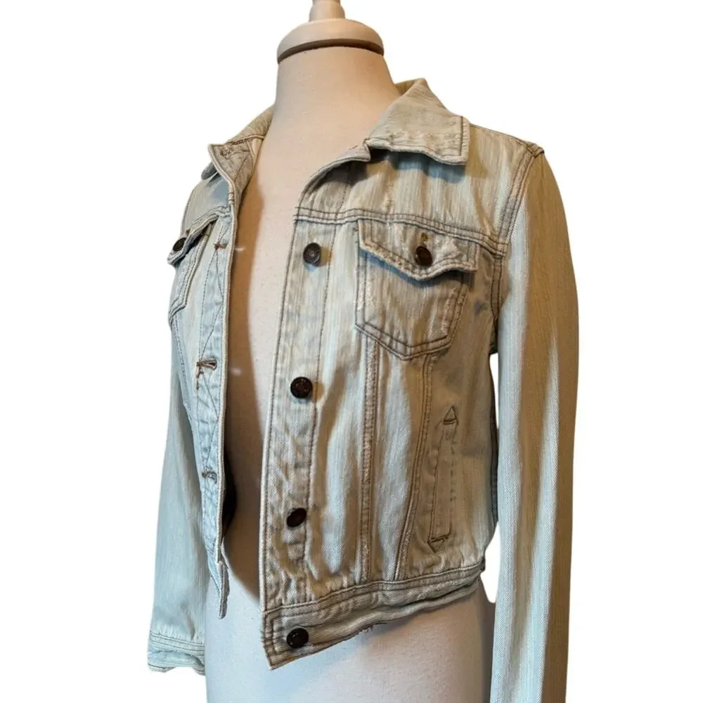 FOREVER 21 Sm Boho Distressed Light Wash Blue Cropped Denim Y2K‎ Festival Jacket